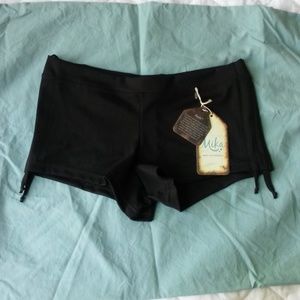 NWT Mika mikaela short